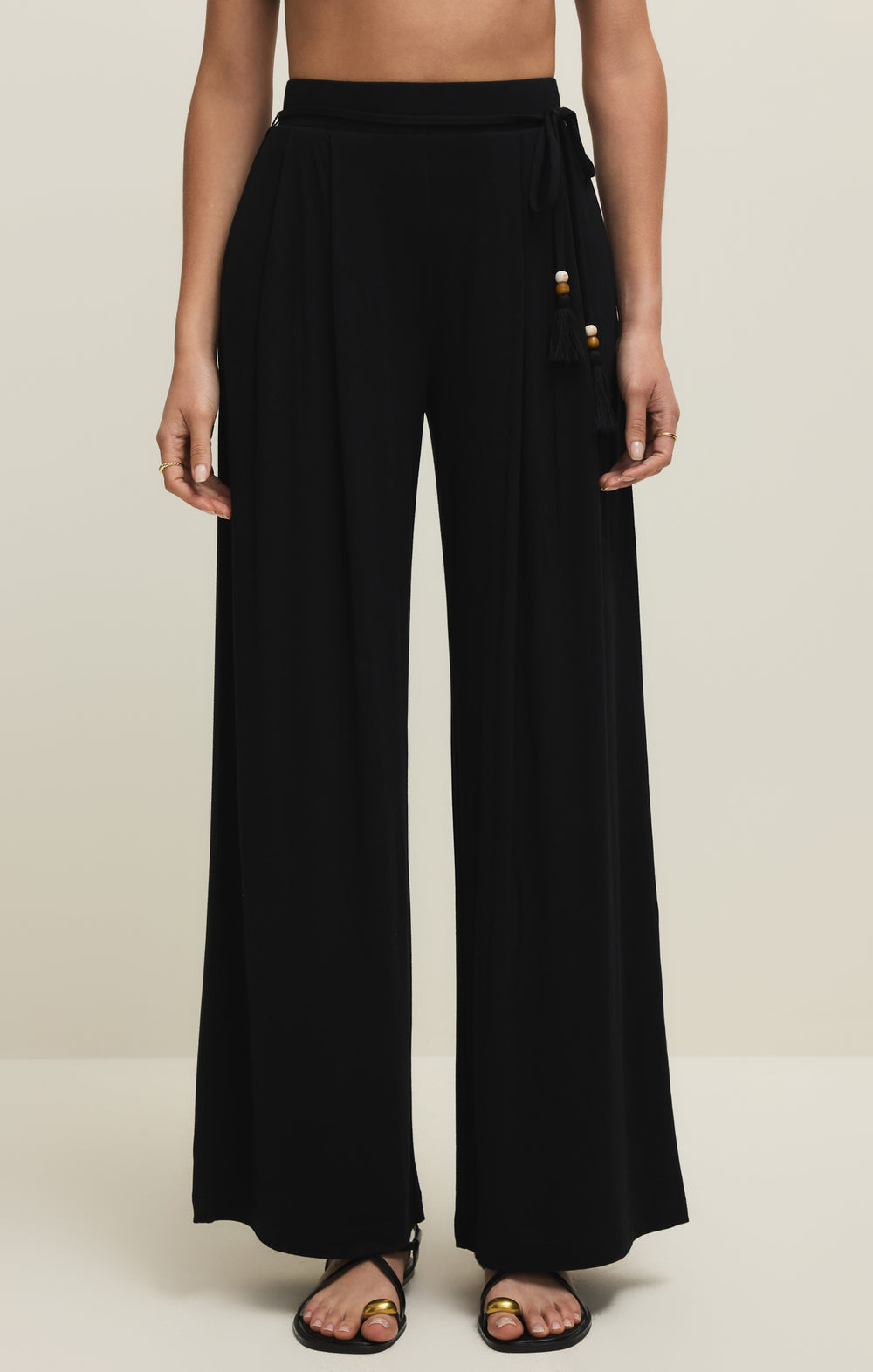 ZP261169_BLK_FRONT